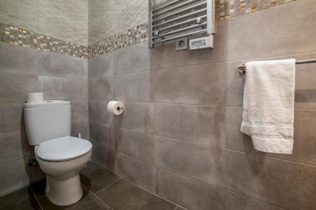 2 Bedrooms 1.5 Bathrooms Furnished - Justicia - Refurbished - Mintystay Madrid Eksteriør bilde